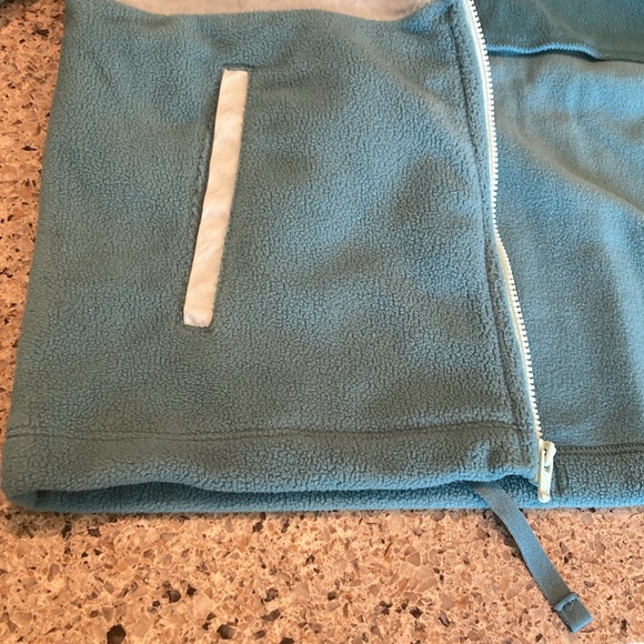 Girls Small Nike Therma Hooded Jacket / Fleece - Picture 7 of 10